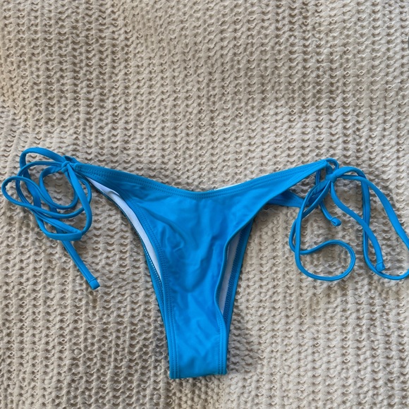 Blue Triangle Bikini Set - Picture 5 of 6